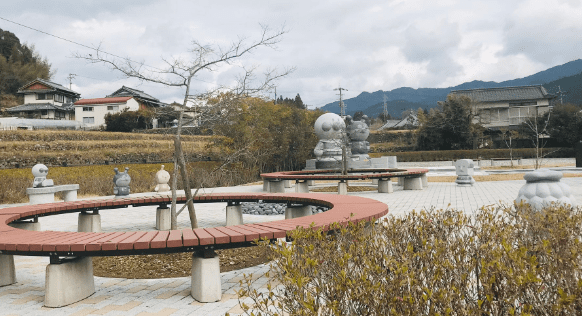 やなせたかし朴ノ木公園